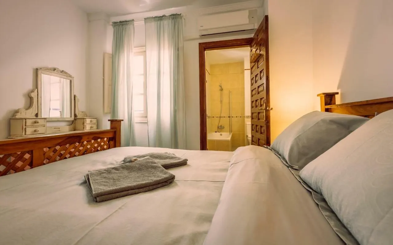 Alhaurin Old Town, Casa Flamingo, 2 Bed Apartment Alhaurín el Grande 0*,  Hiszpania