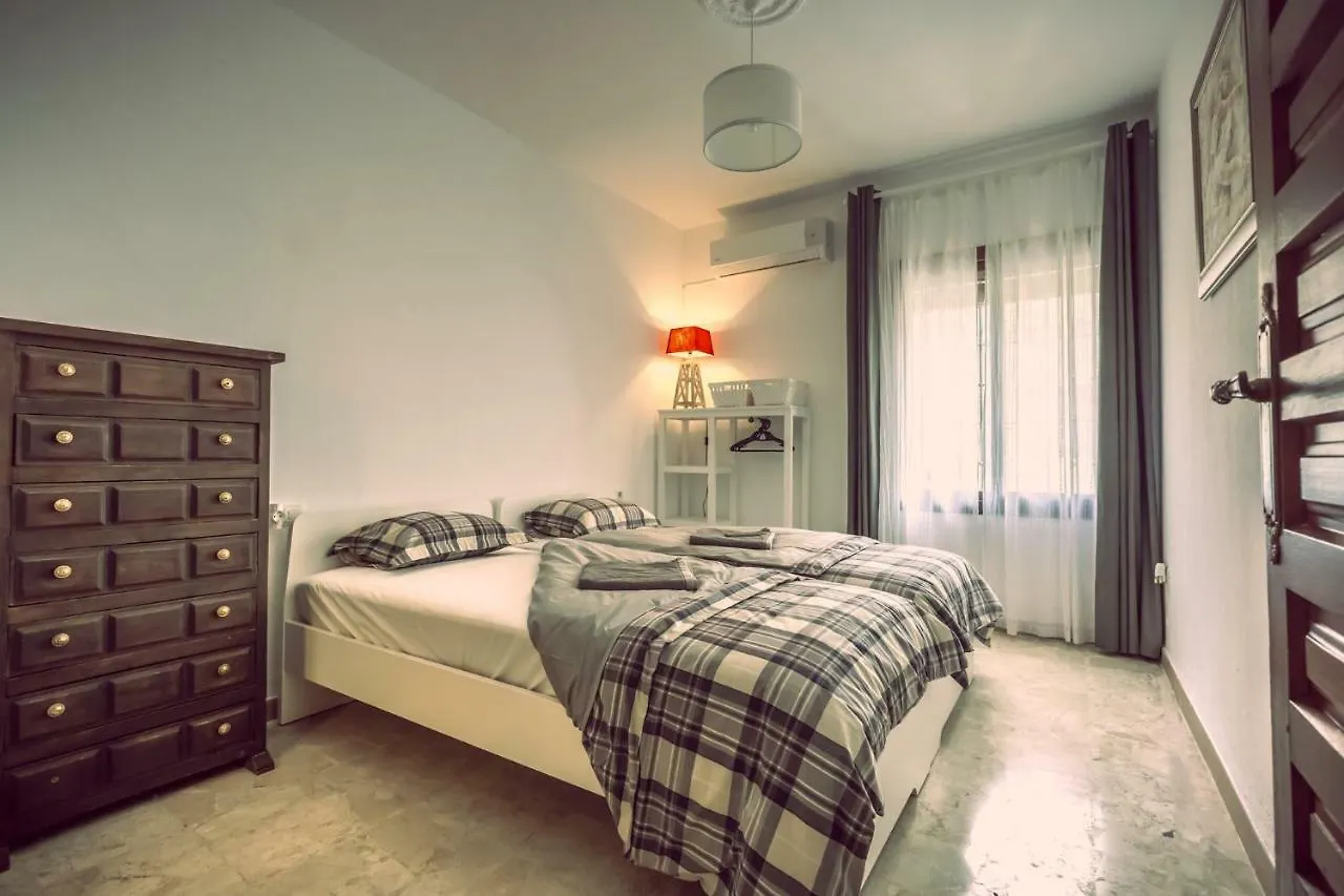 Alhaurin Old Town, Casa Flamingo, 2 Bed Apartment Alhaurín el Grande 0*,  Hiszpania