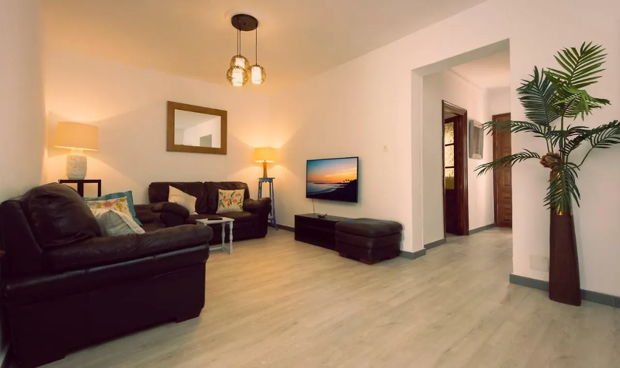 Alhaurin Old Town, Casa Flamingo, 2 Bed Apartment 阿尔豪林格朗德
